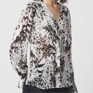 Chic Black and White Women's Top